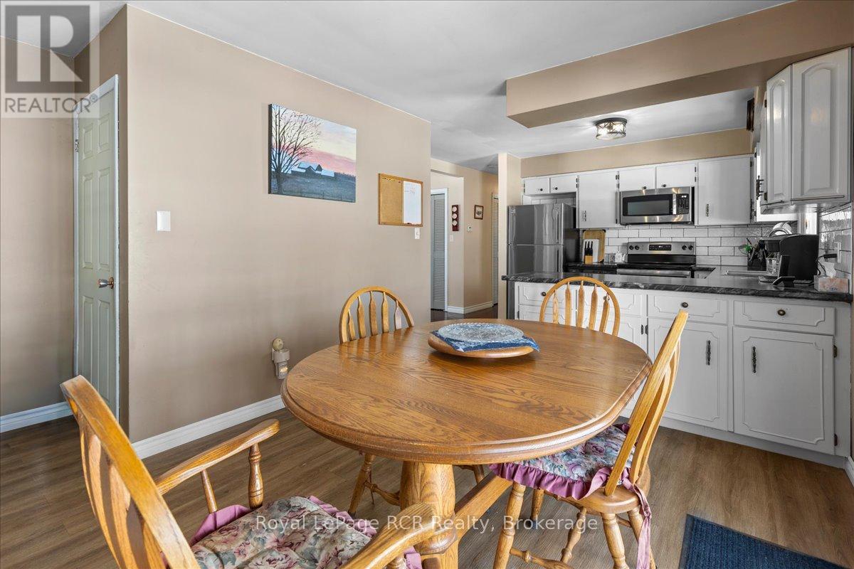 392158 Grey 109 Road, Southgate, Ontario  N0G 2A0 - Photo 16 - X12097544