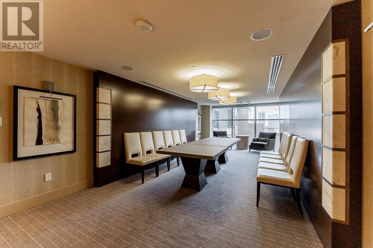 Listing Picture 39 of 40 : 2202 667 HOWE STREET, Vancouver / 溫哥華 - 魯藝地產 Yvonne Lu Group - MLS Medallion Club Member