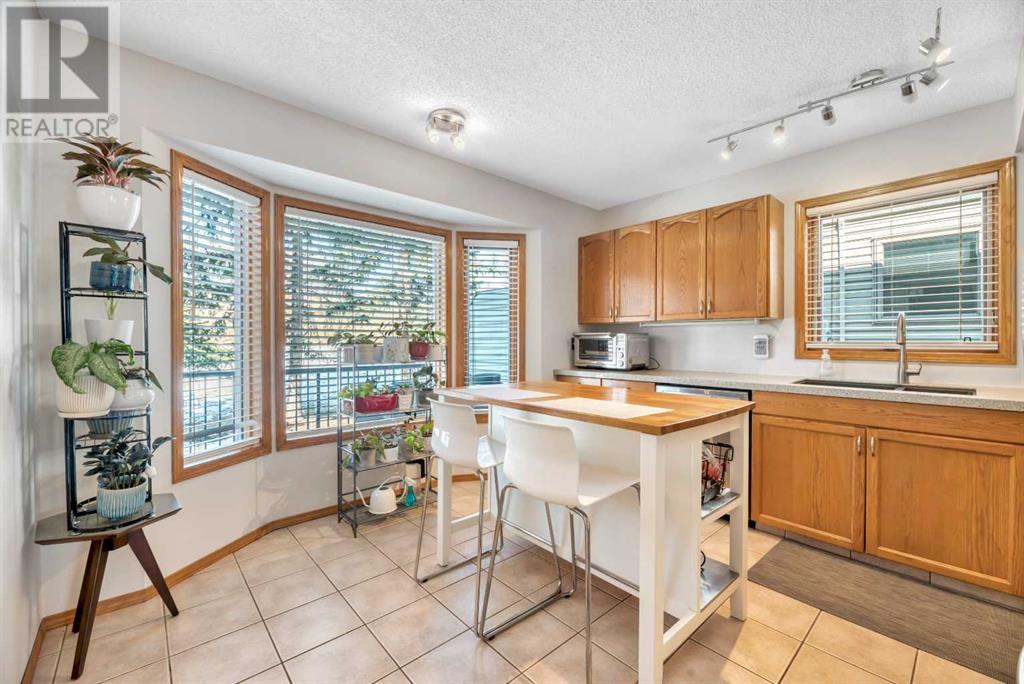 21 Patina Park Sw, Calgary, Alberta  T3H 3E1 - Photo 13 - A2208356