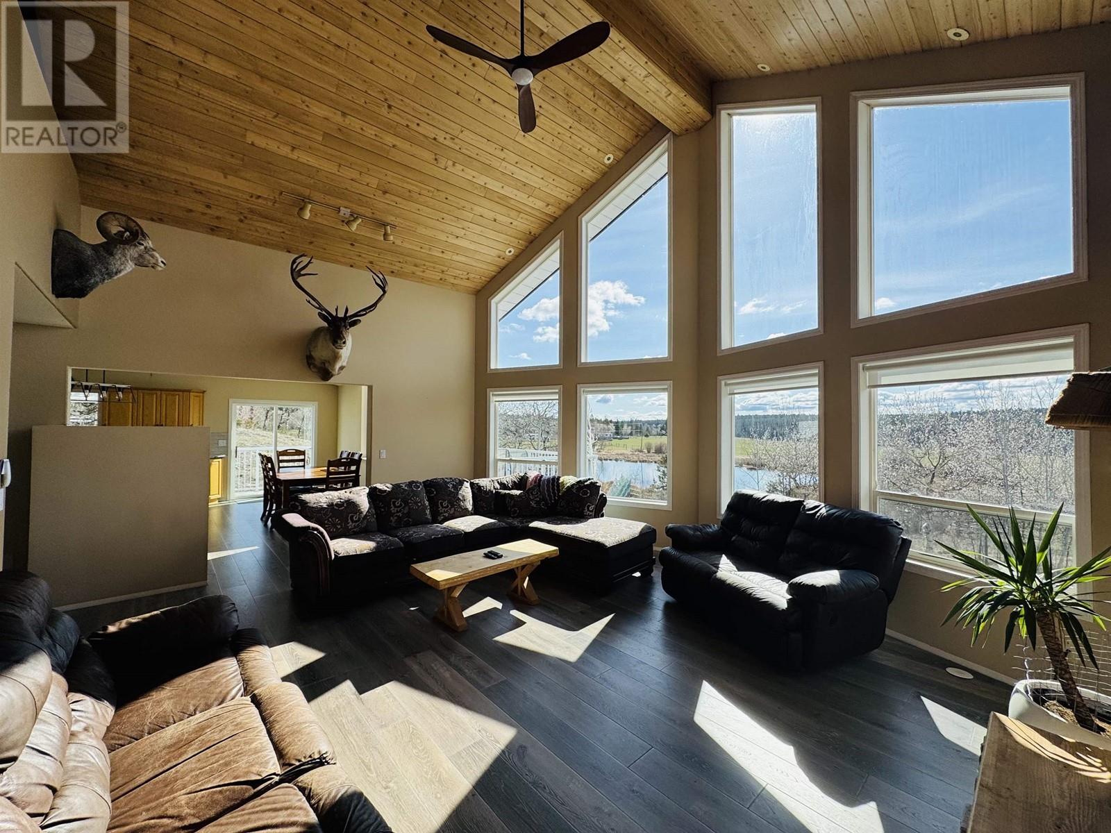 977 Isnardy Road, Williams Lake, British Columbia  V2G 4W9 - Photo 8 - R2992864