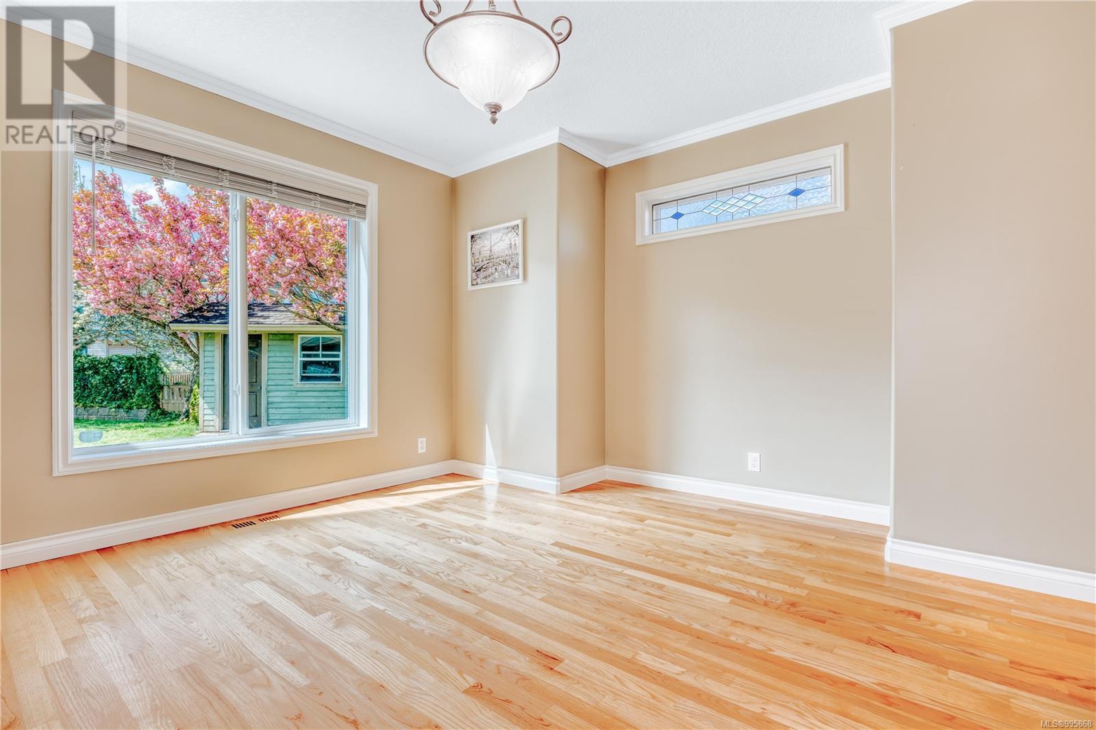 Property at 6427 Zante Pl image 4