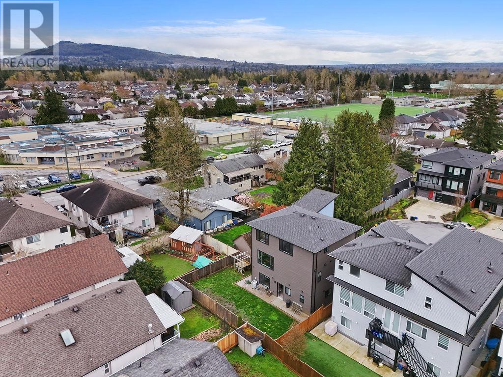 23079 Cliff Avenue, Maple Ridge, British Columbia  V2X 3L9 - Photo 33 - R2992839