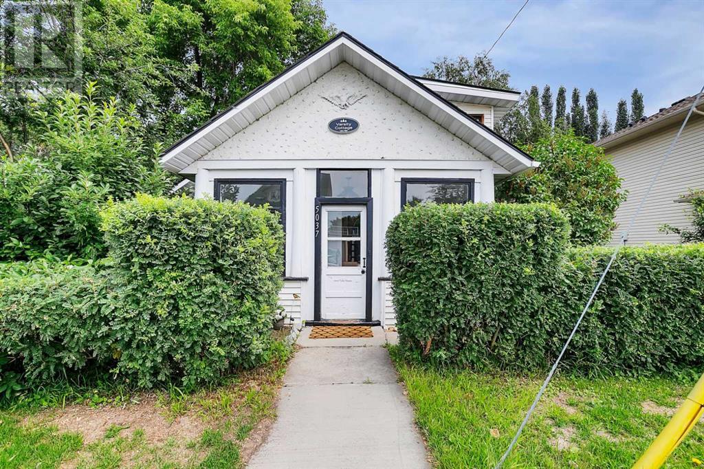 Property at 5037 48 Street image 5