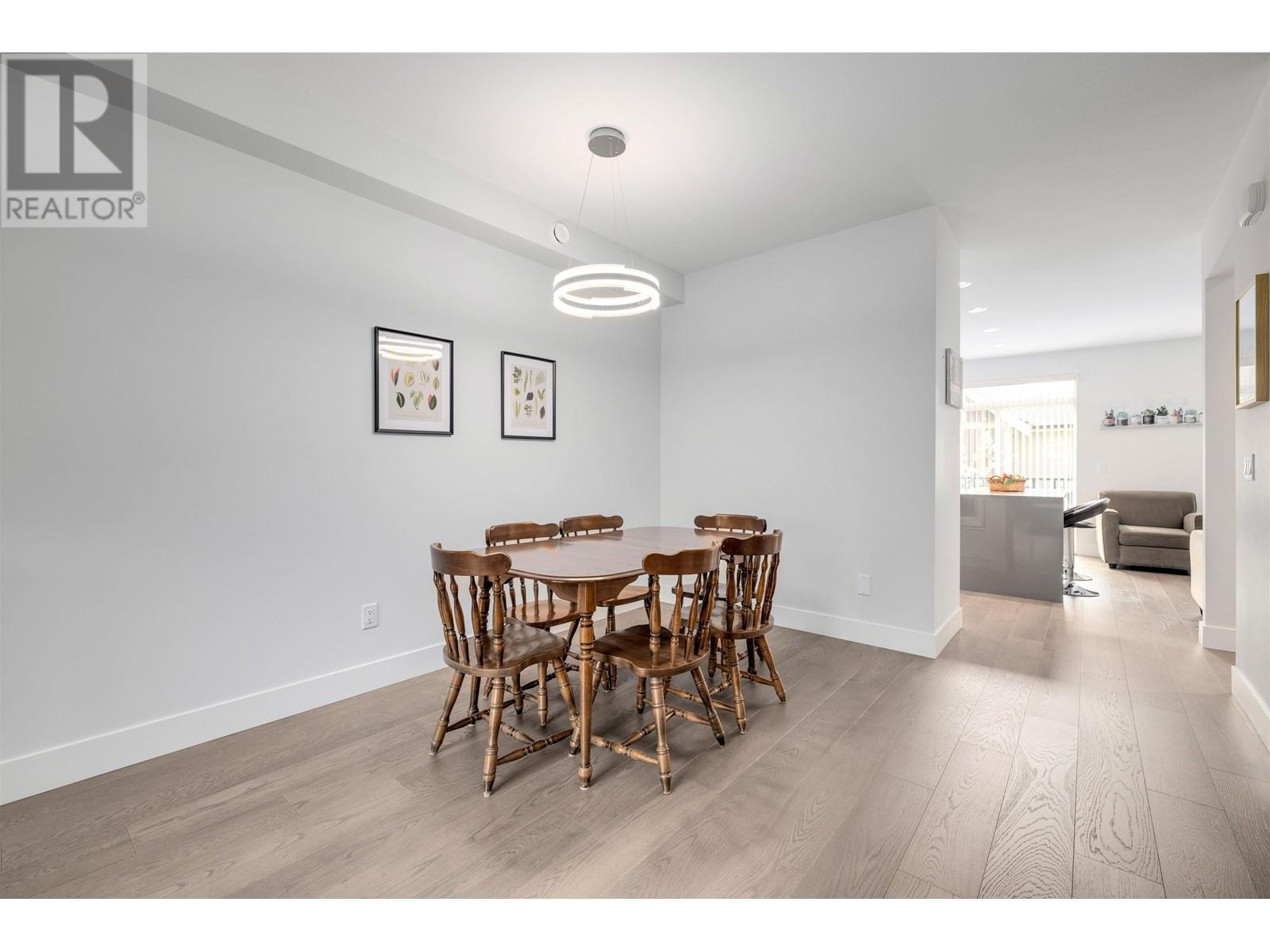 6 3306 Princeton Avenue, Coquitlam, British Columbia  V3E 0M9 - Photo 6 - R2992859