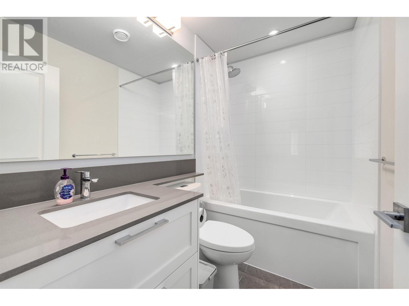 6 3306 Princeton Avenue, Coquitlam, British Columbia  V3E 0M9 - Photo 17 - R2992859