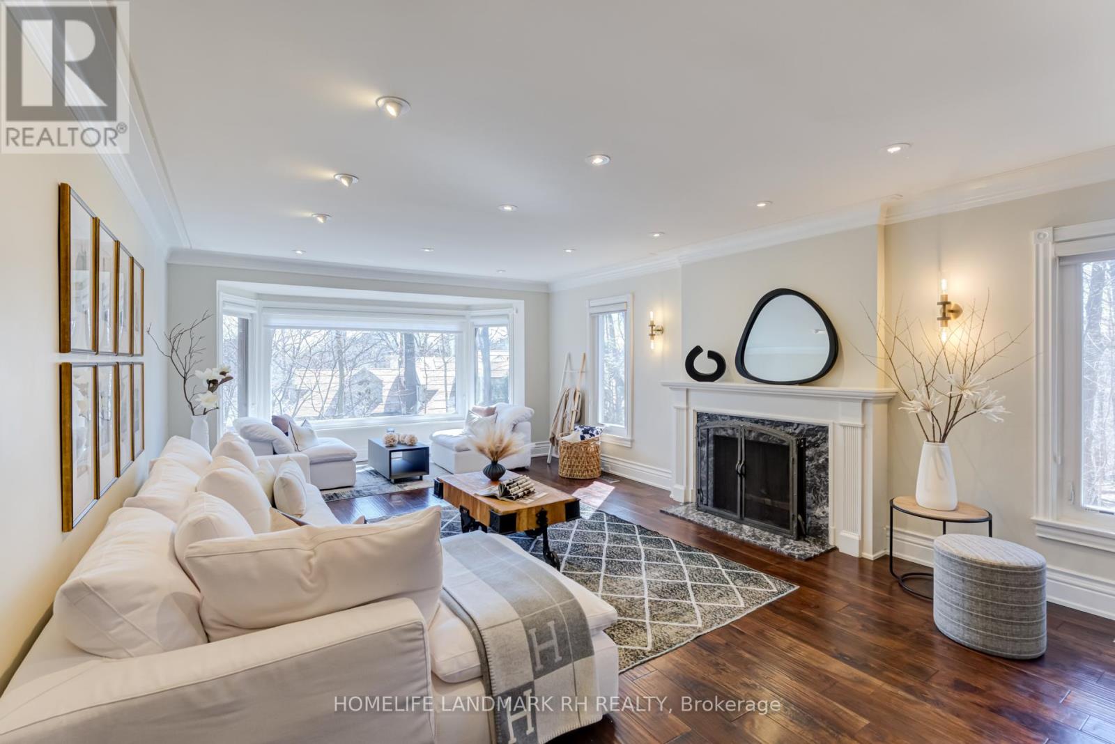 1 Ridgewood Road, Toronto (Forest Hill South), Ontario  M5P 1T4 - Photo 3 - C12097613