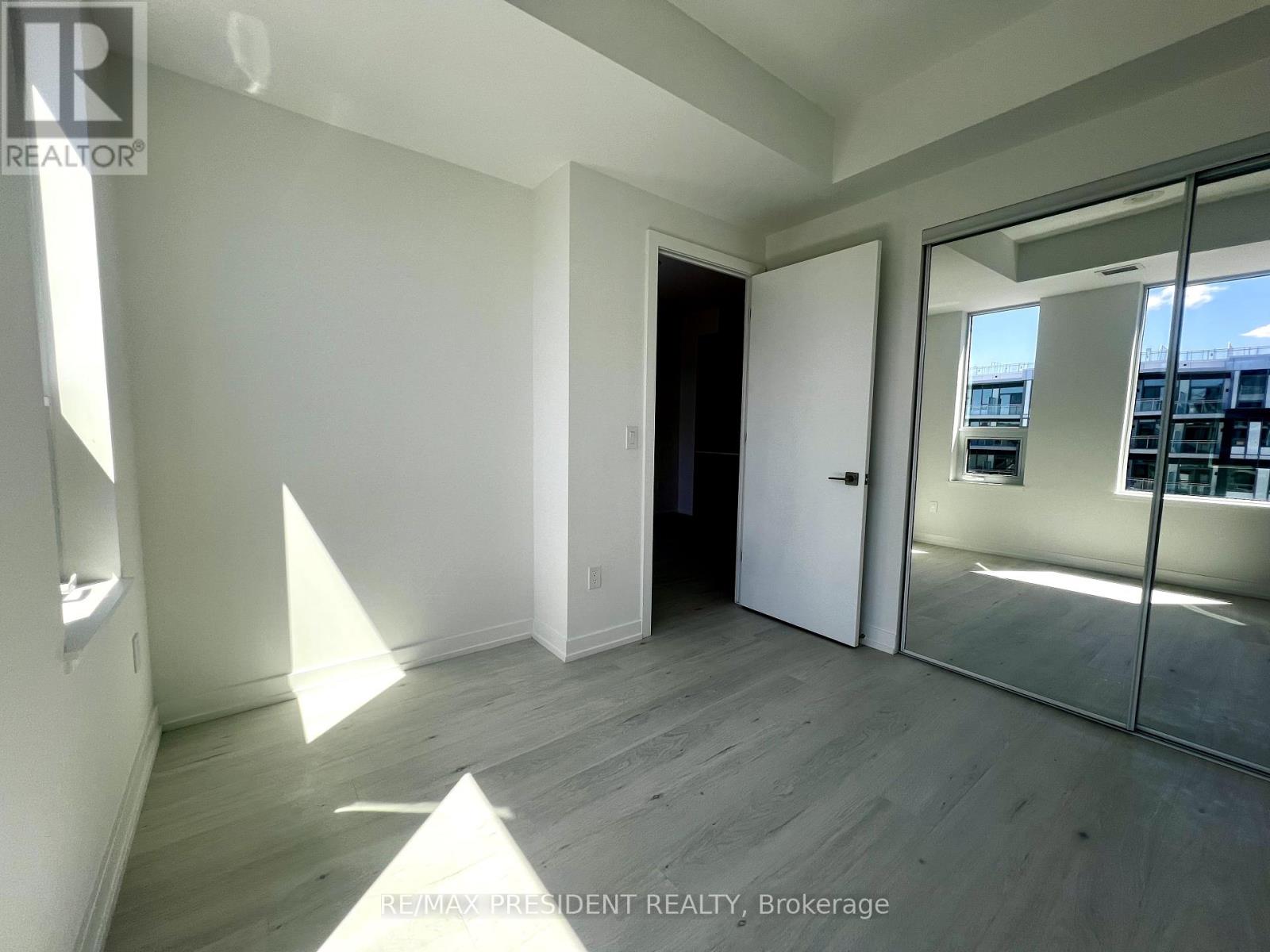 503 - 2501 Saw Whet Boulevard, Oakville, Ontario  L6M 5N2 - Photo 10 - W12097591