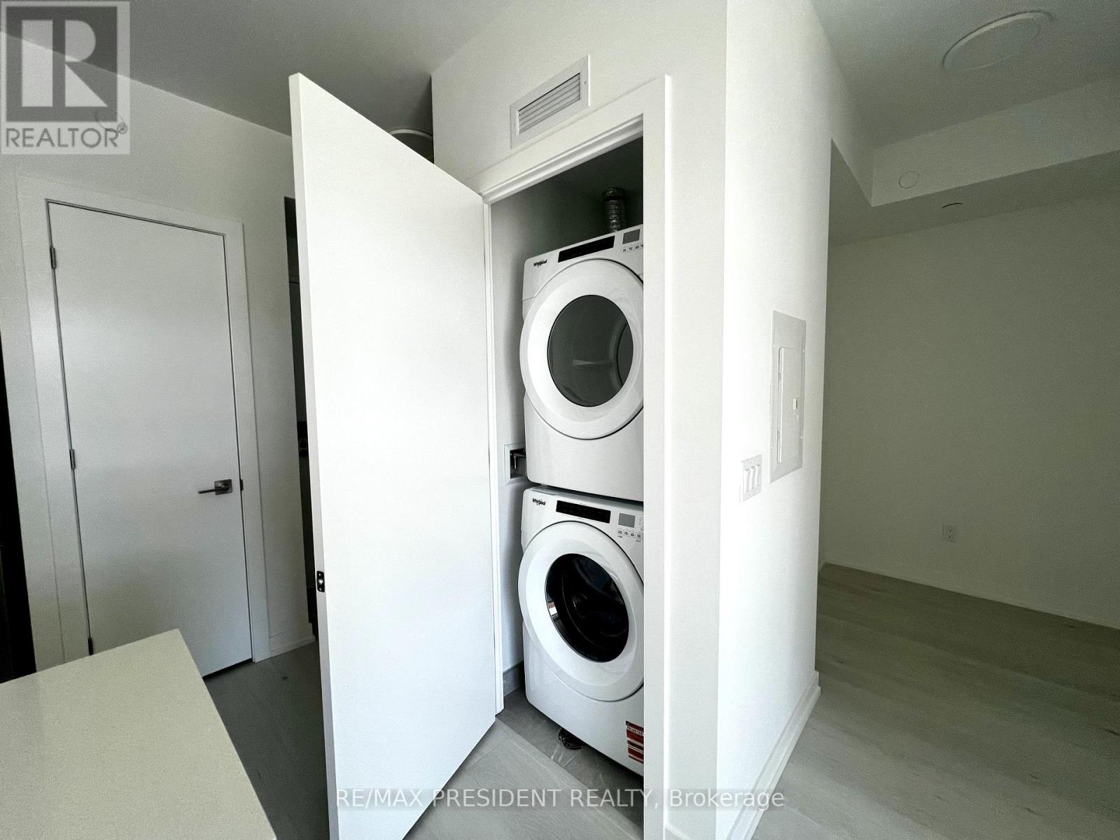503 - 2501 Saw Whet Boulevard, Oakville, Ontario  L6M 5N2 - Photo 7 - W12097591