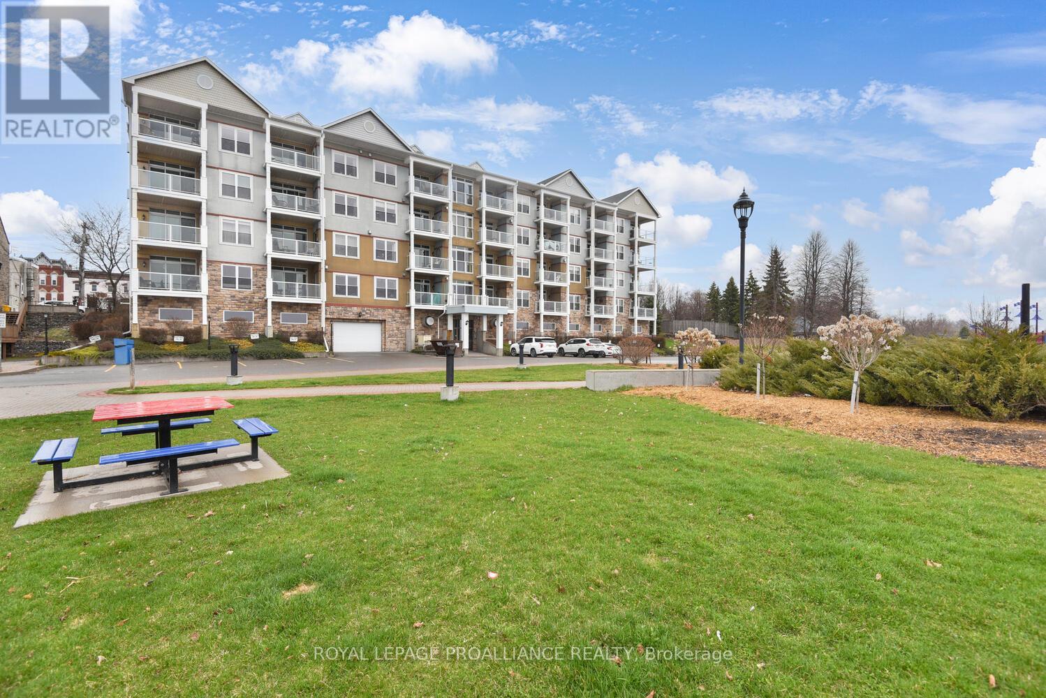 207 - 175 Water Street, Prescott, Ontario  K0E 1T0 - Photo 2 - X12097631