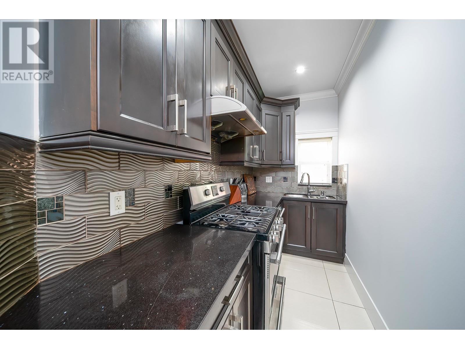 813 Dublin Street, New Westminster, British Columbia  V3M 2Y5 - Photo 23 - R2992542