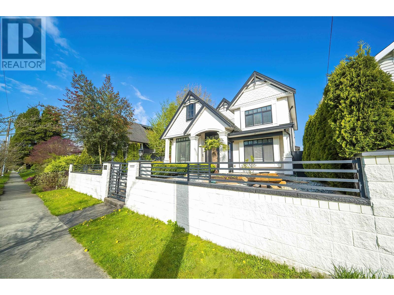 813 Dublin Street, New Westminster, British Columbia  V3M 2Y5 - Photo 1 - R2992542