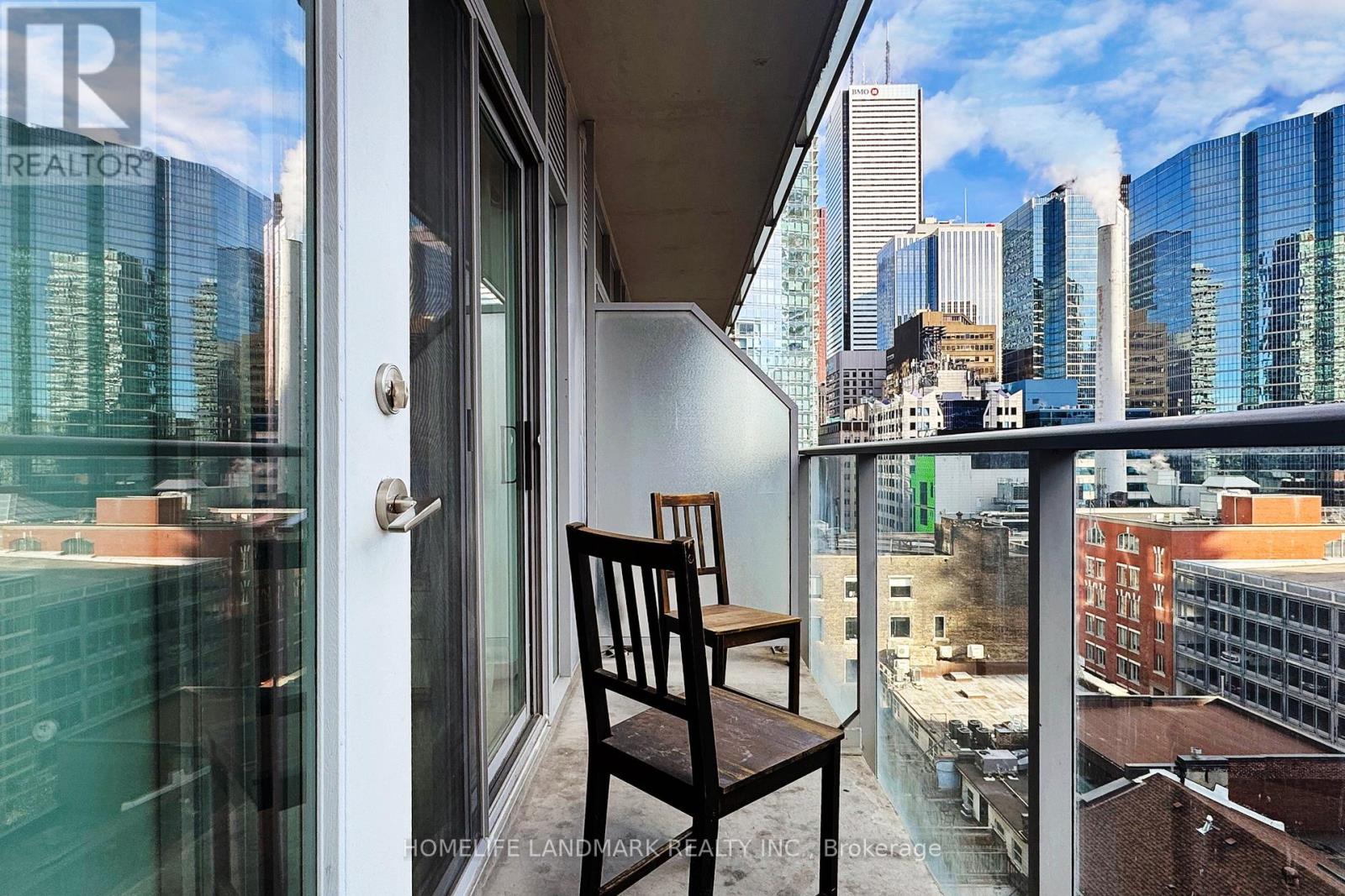 1001 - 21 Nelson Street, Toronto, Ontario  M5V 3H9 - Photo 23 - C12097614