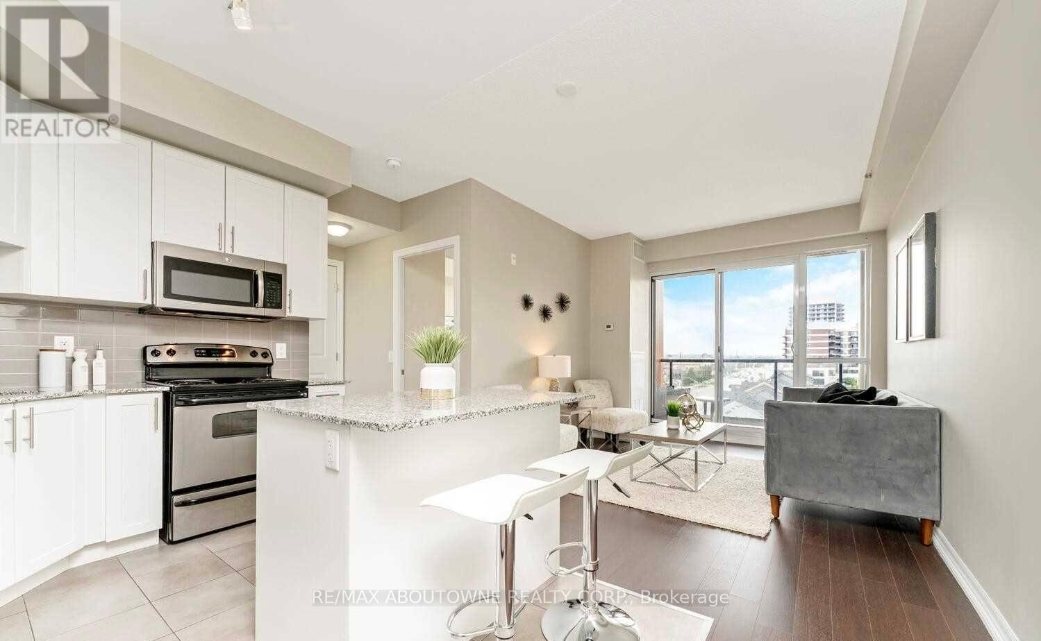 611 - 5001 Corporate Drive, Burlington, Ontario  L7L 0H5 - Photo 5 - W12097617