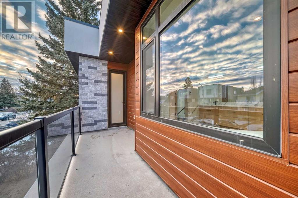 Property at 632 26 Avenue NW image 4