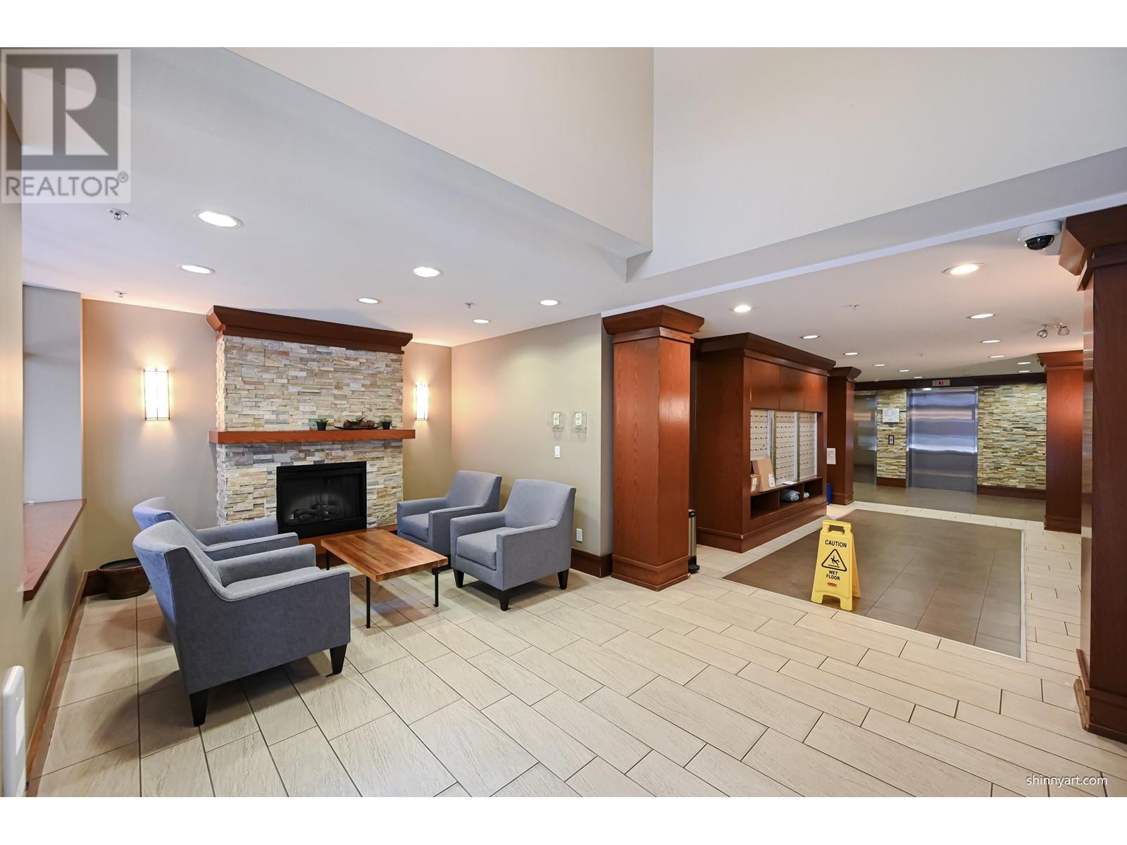 Listing Picture 32 of 33 : 218 4833 BRENTWOOD DRIVE, Burnaby / 本拿比 - 魯藝地產 Yvonne Lu Group - MLS Medallion Club Member