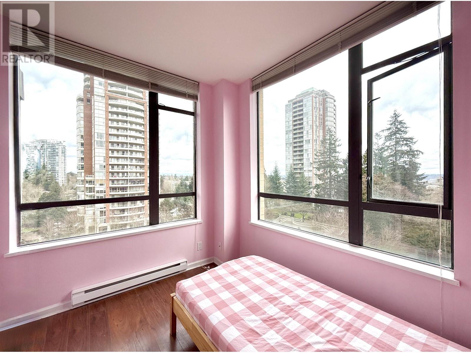 Listing Picture 15 of 32 : 901 7368 SANDBORNE AVENUE, Burnaby / 本拿比 - 魯藝地產 Yvonne Lu Group - MLS Medallion Club Member