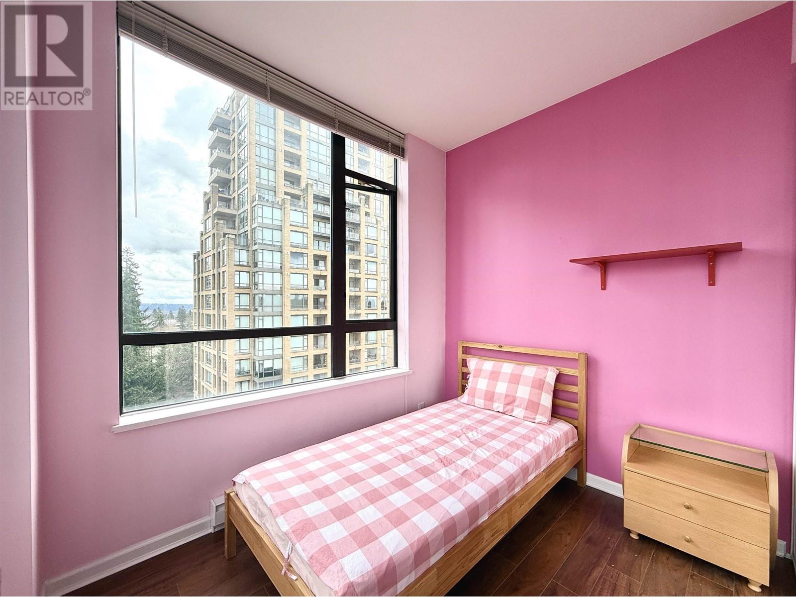 Listing Picture 16 of 32 : 901 7368 SANDBORNE AVENUE, Burnaby / 本拿比 - 魯藝地產 Yvonne Lu Group - MLS Medallion Club Member