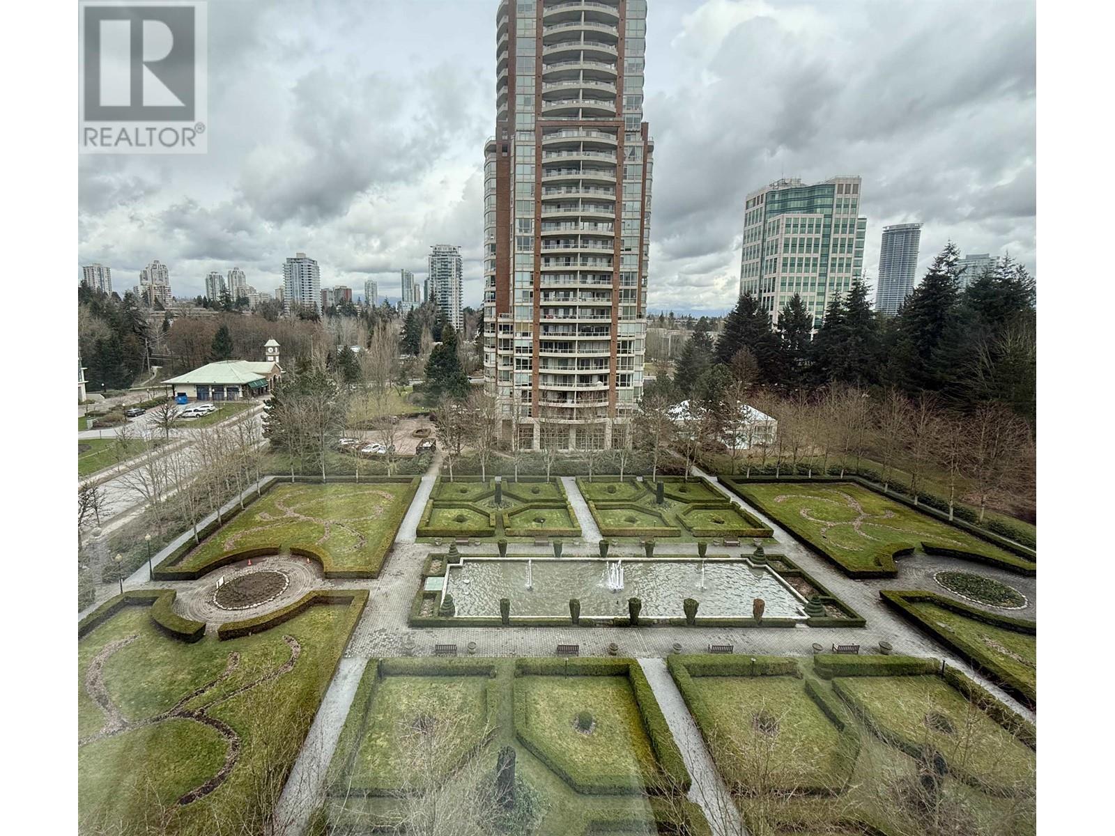 Listing Picture 23 of 32 : 901 7368 SANDBORNE AVENUE, Burnaby / 本拿比 - 魯藝地產 Yvonne Lu Group - MLS Medallion Club Member