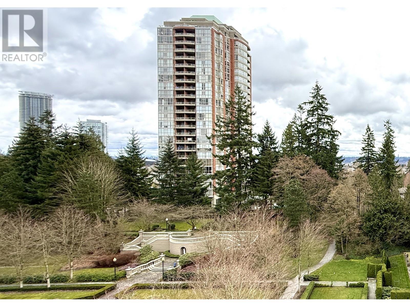 Listing Picture 24 of 32 : 901 7368 SANDBORNE AVENUE, Burnaby / 本拿比 - 魯藝地產 Yvonne Lu Group - MLS Medallion Club Member