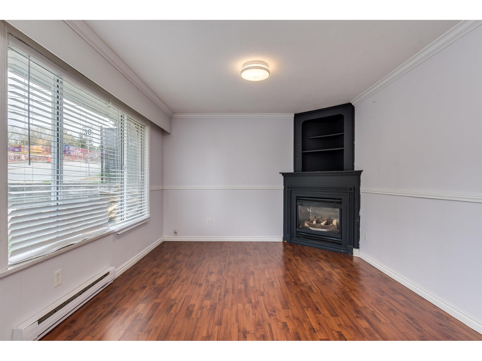 33914 George Ferguson Way, Abbotsford, British Columbia  V2S 2M9 - Photo 5 - R2993177