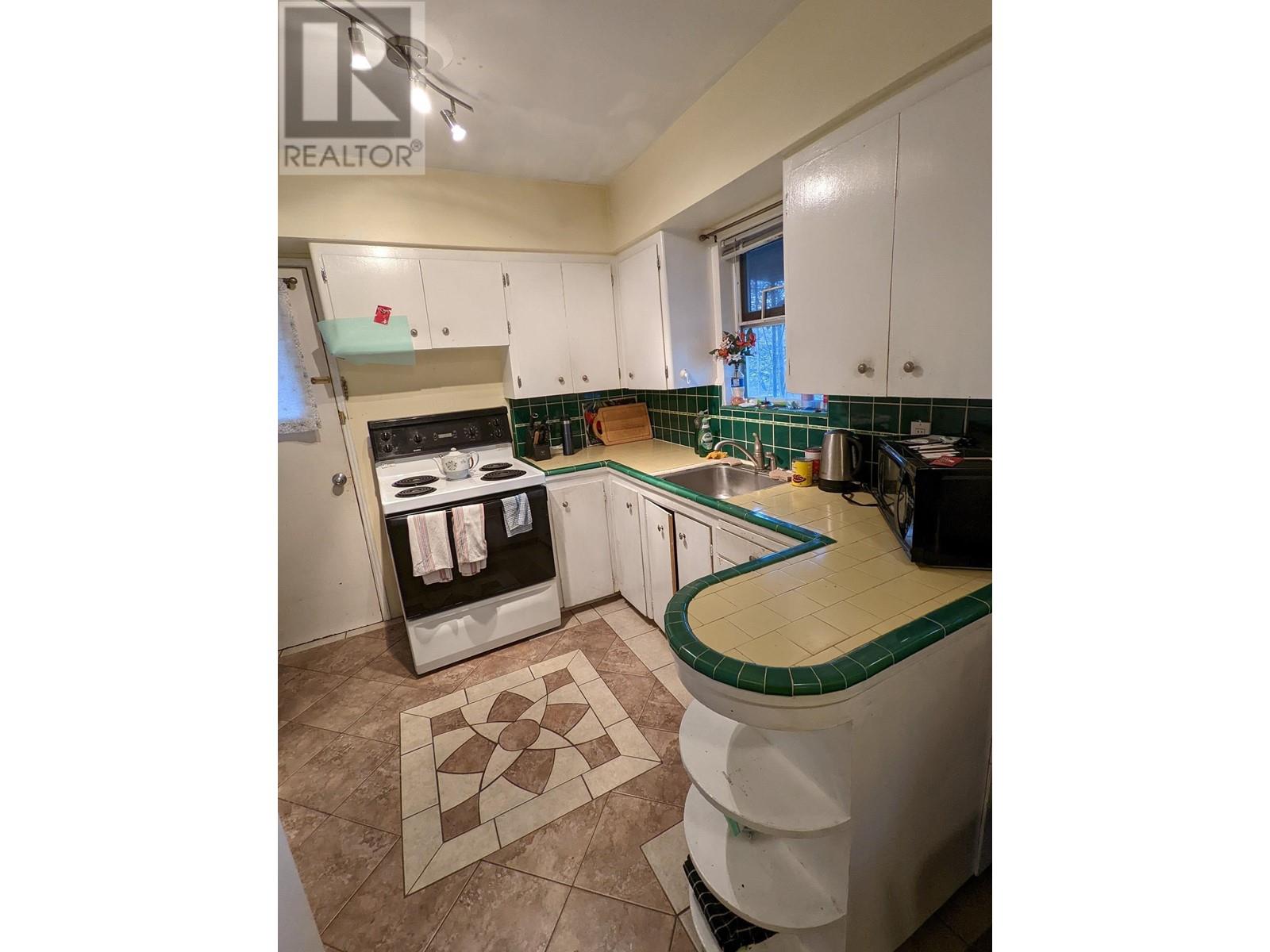 5318- 5320 Bruce Street, Vancouver, British Columbia  V5P 3M3 - Photo 10 - R2961365