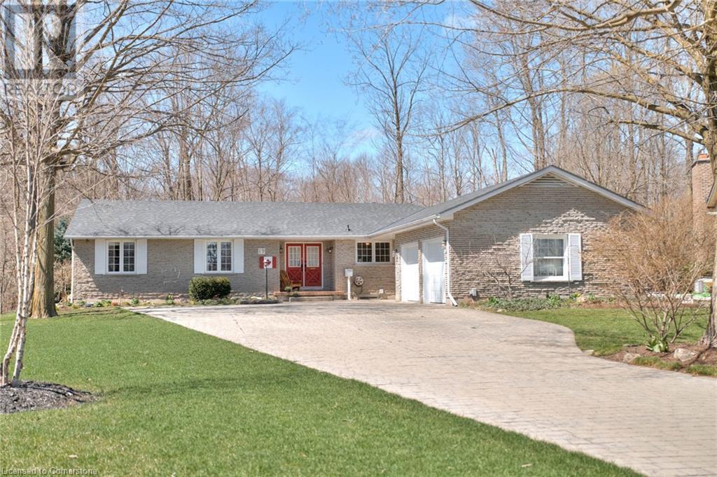 Property at 19 SANDPIPER Court image 5