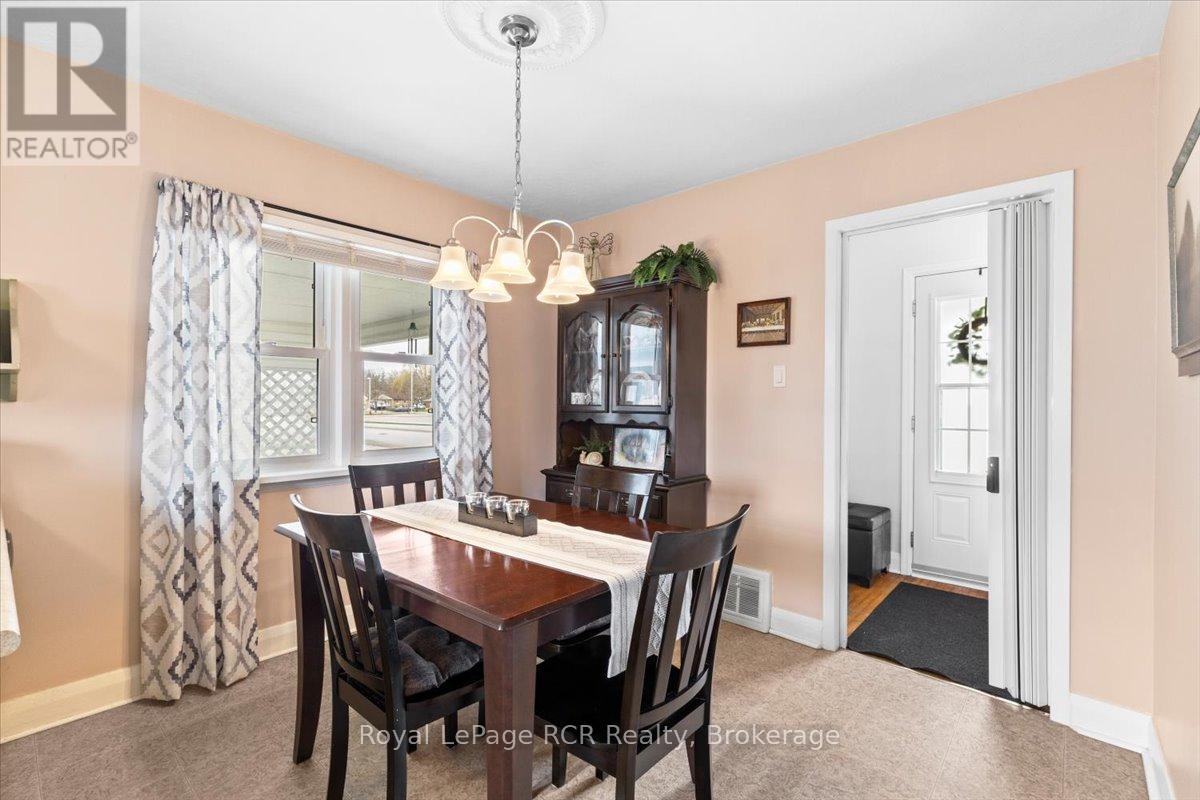 503 13th Street, Hanover, Ontario  N4N 1Y3 - Photo 16 - X12097674