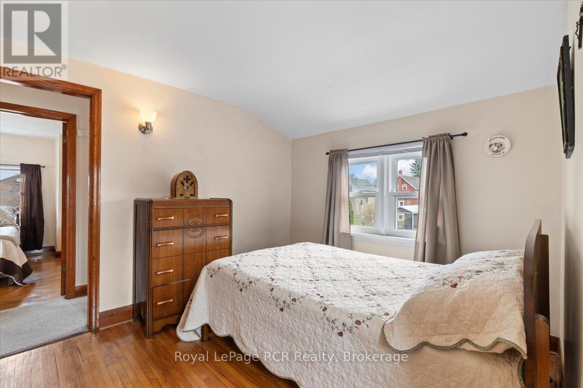 503 13th Street, Hanover, Ontario  N4N 1Y3 - Photo 21 - X12097674