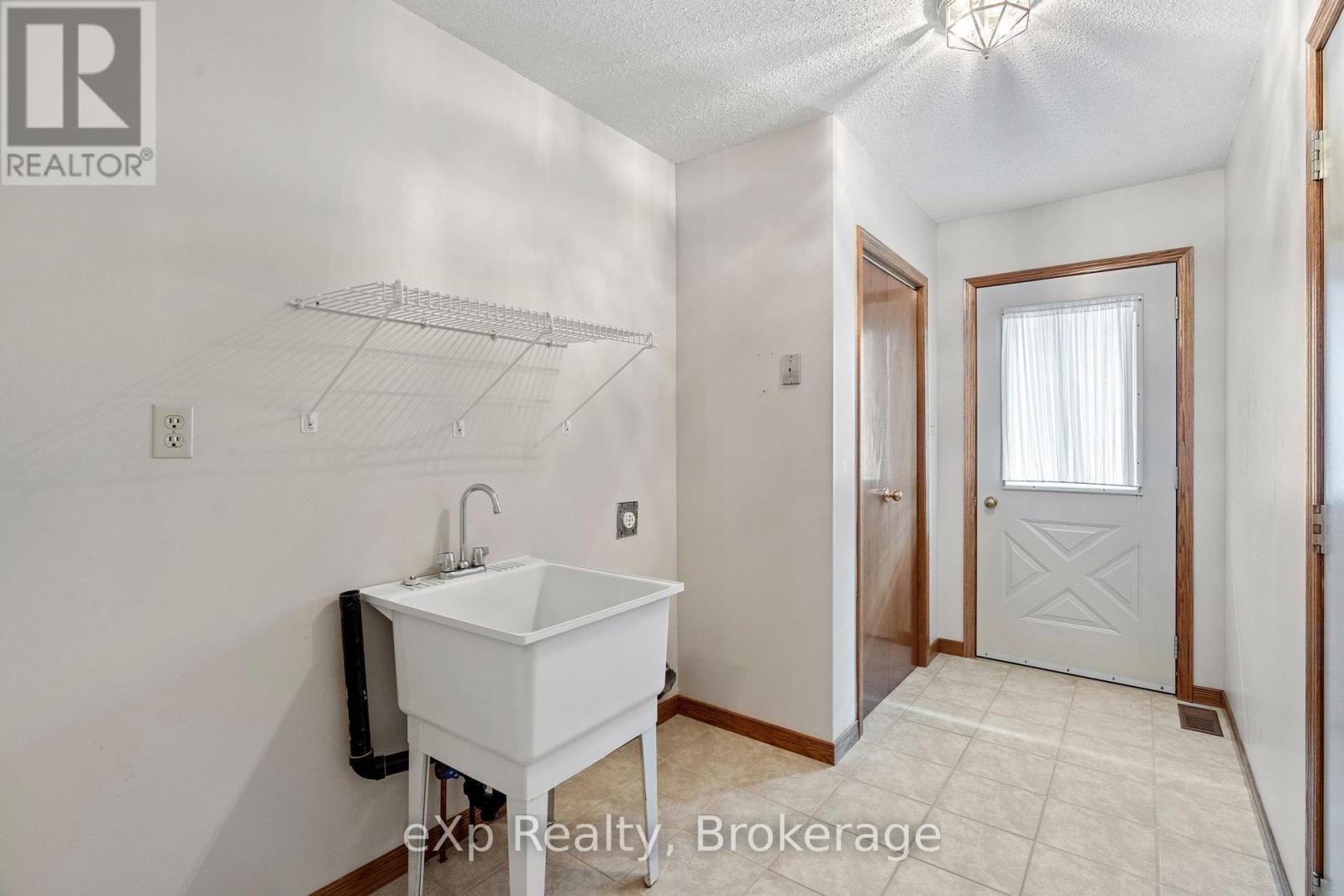 157 Briarhill Drive, Stratford, Ontario  N5A 6N6 - Photo 29 - X12097678