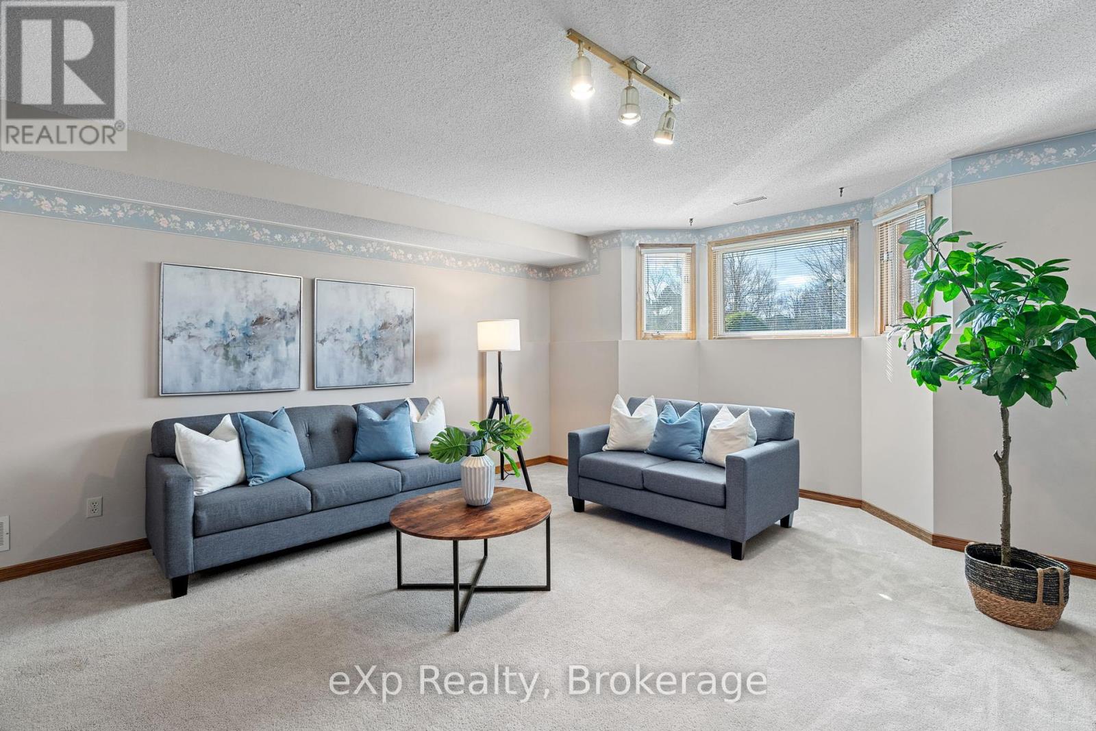 157 Briarhill Drive, Stratford, Ontario  N5A 6N6 - Photo 36 - X12097678