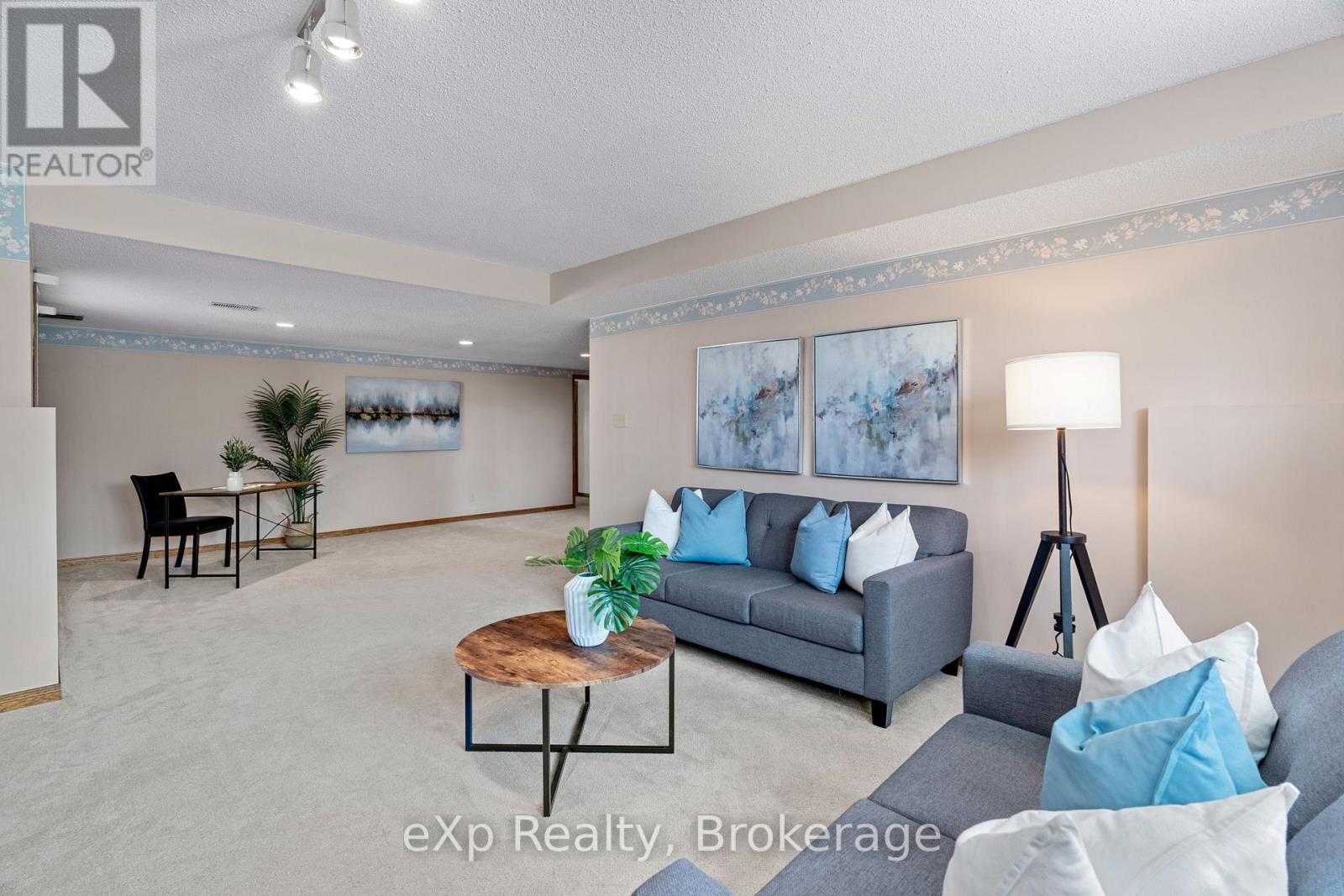157 Briarhill Drive, Stratford, Ontario  N5A 6N6 - Photo 38 - X12097678