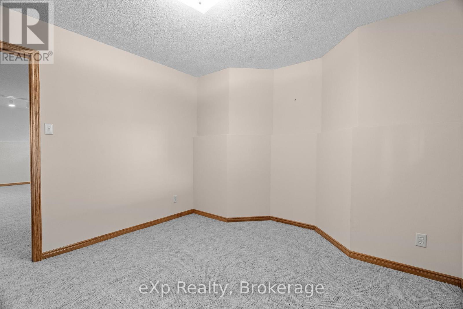 157 Briarhill Drive, Stratford, Ontario  N5A 6N6 - Photo 44 - X12097678