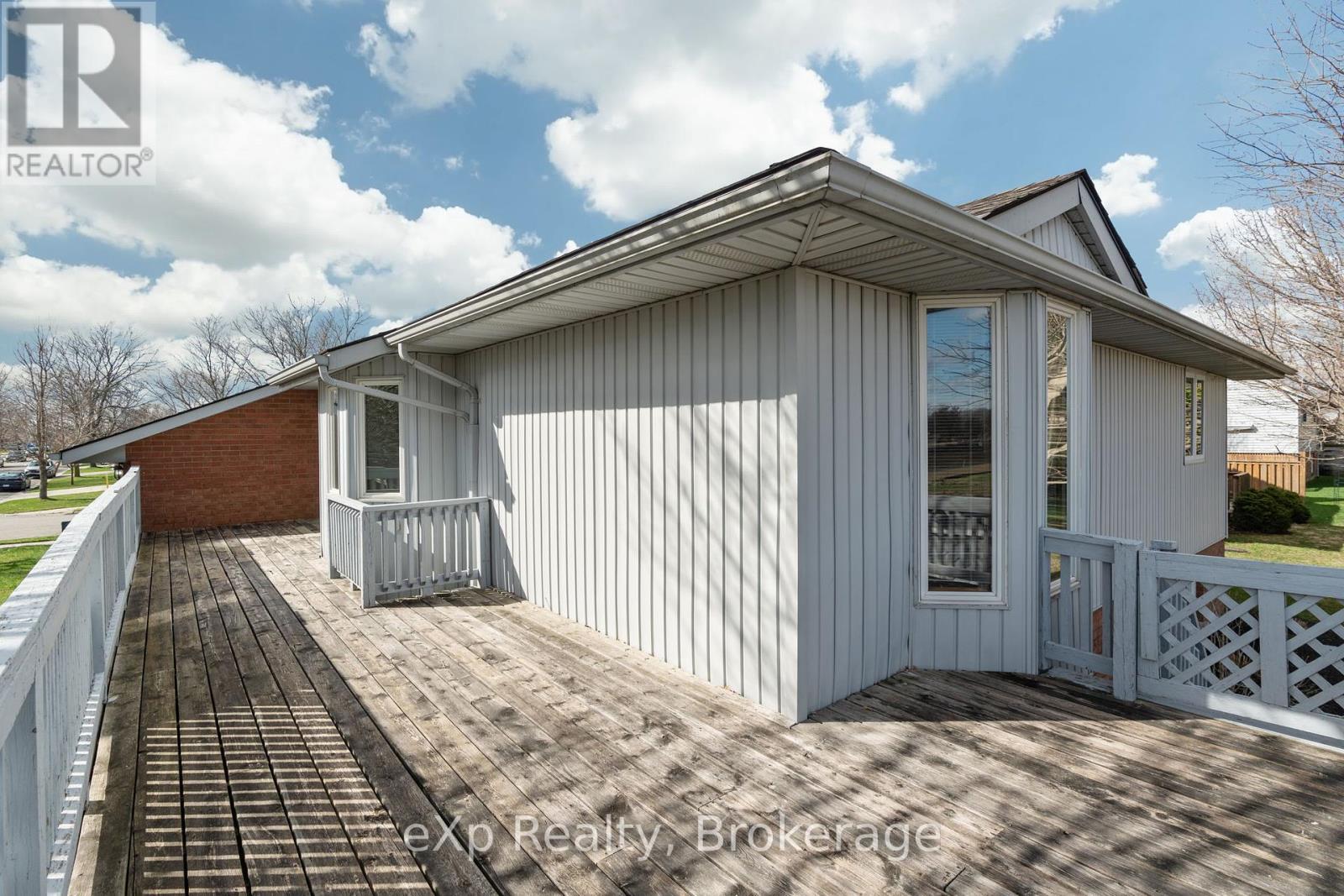 157 Briarhill Drive, Stratford, Ontario  N5A 6N6 - Photo 50 - X12097678