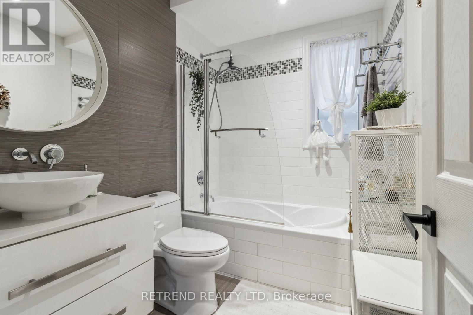 46 Dudley Avenue, Toronto, Ontario  M2N 4W8 - Photo 20 - C12097632