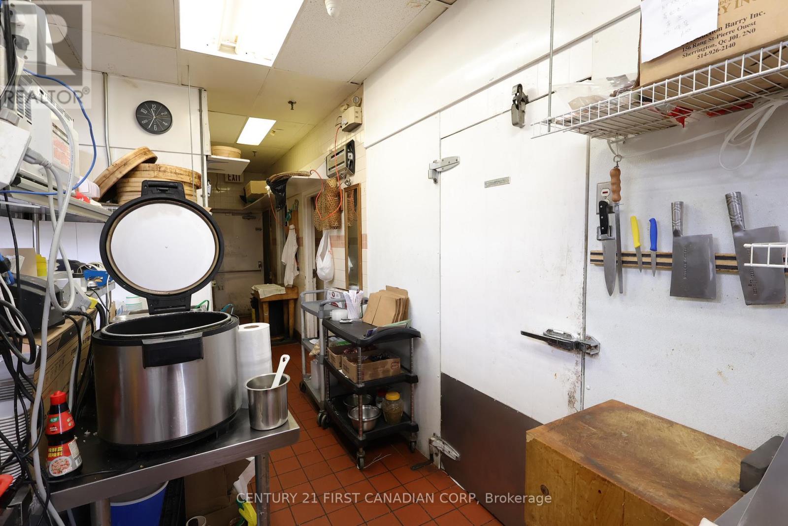 16 - 1080 Adelaide Street N, London East, Ontario  N5Y 2N1 - Photo 20 - X12097663