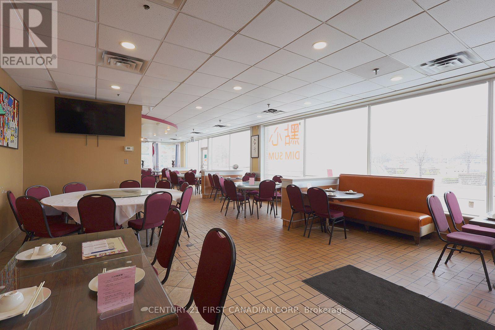 16 - 1080 Adelaide Street N, London East, Ontario  N5Y 2N1 - Photo 24 - X12097663