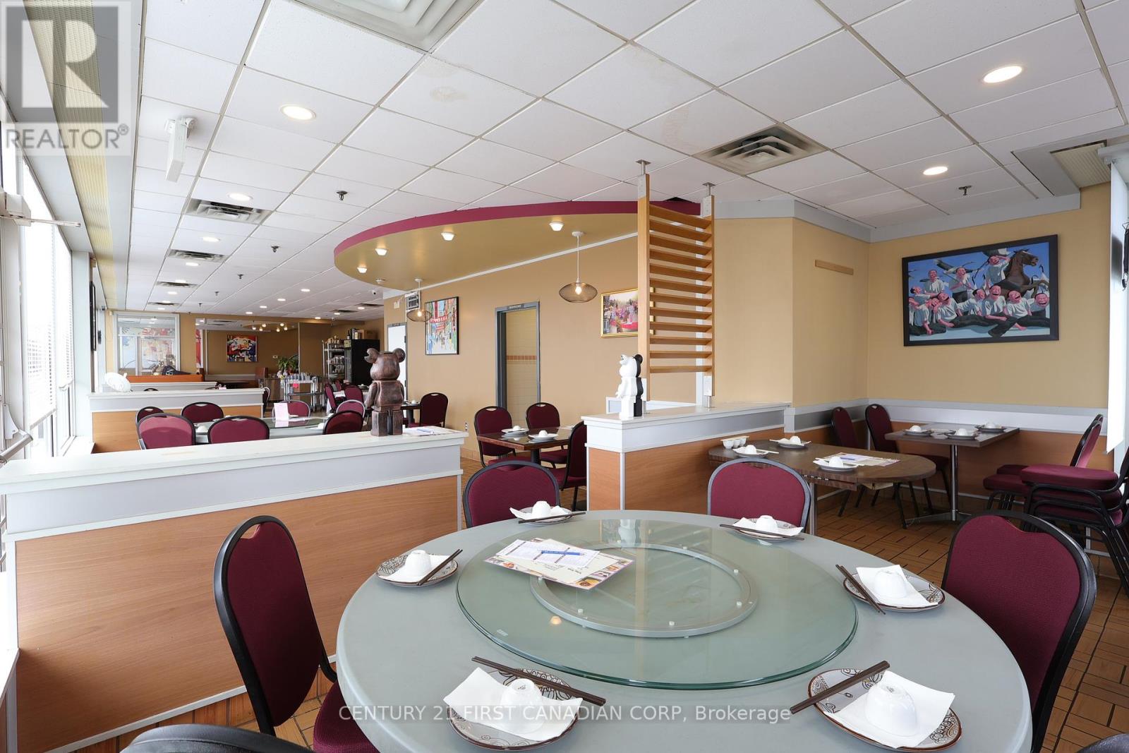 16 - 1080 Adelaide Street N, London East, Ontario  N5Y 2N1 - Photo 28 - X12097663