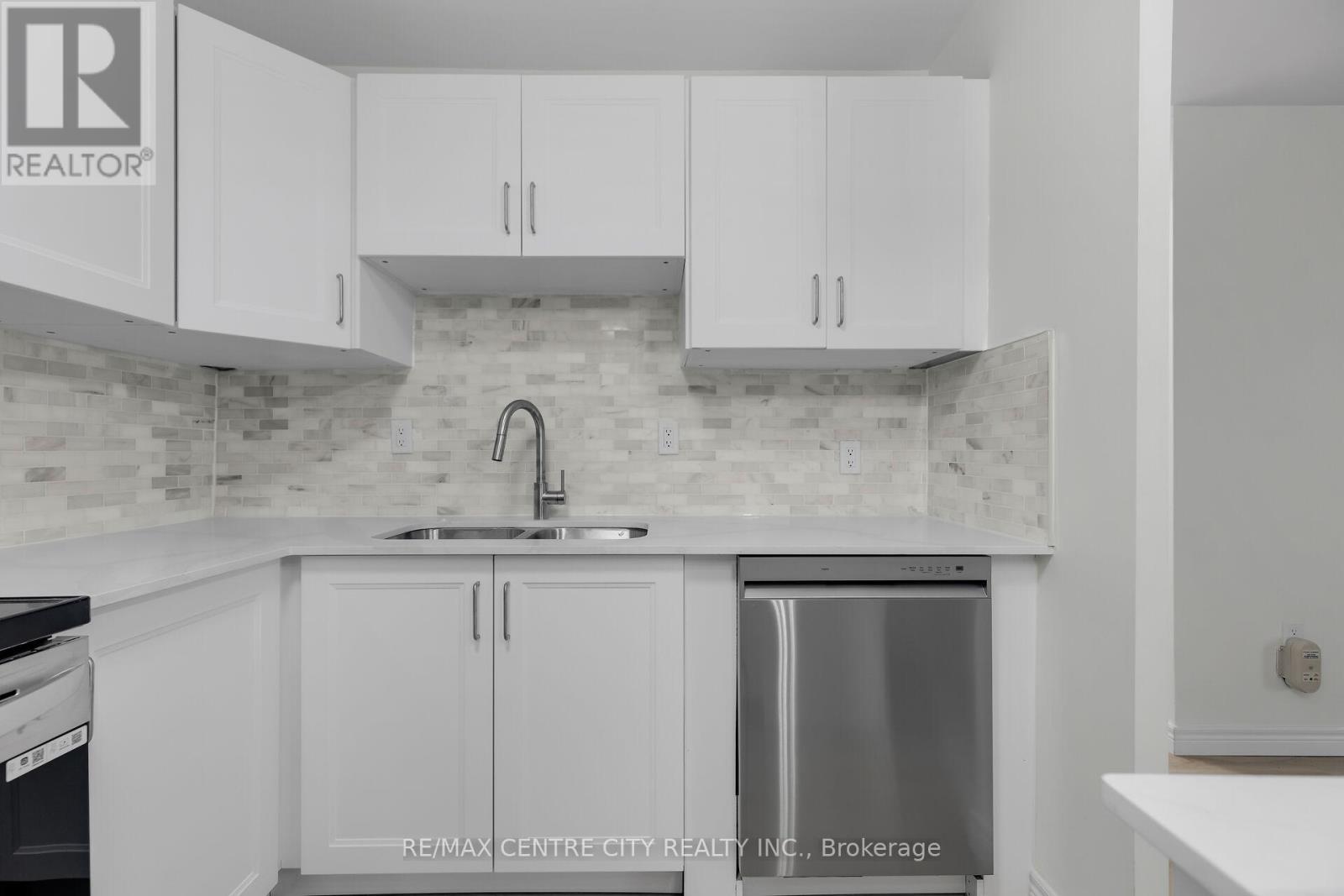 Property at 1002 - 583 MORNINGTON AVENUE image 5