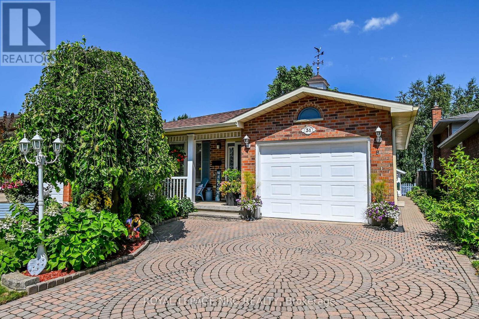 31 Rollins Drive, Welland, Ontario  L3C 6Z8 - Photo 1 - X12097694