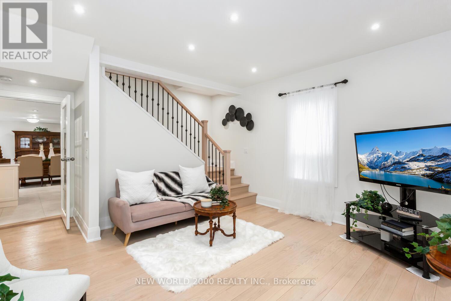 8071 Kipling Avenue, Vaughan, Ontario  L4L 2A2 - Photo 10 - N12097643
