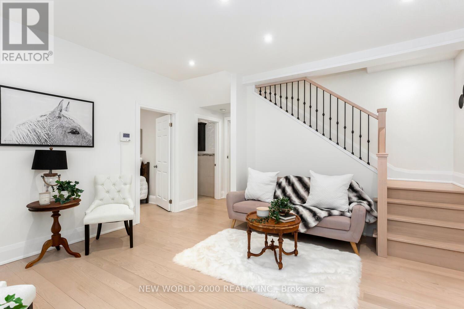 8071 Kipling Avenue, Vaughan, Ontario  L4L 2A2 - Photo 9 - N12097643