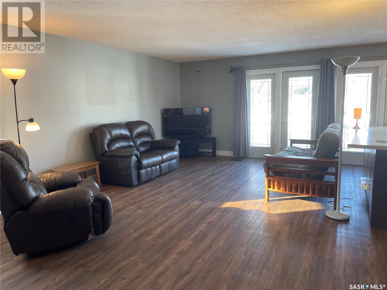 Property at 2221 Hogan DRIVE image 3
