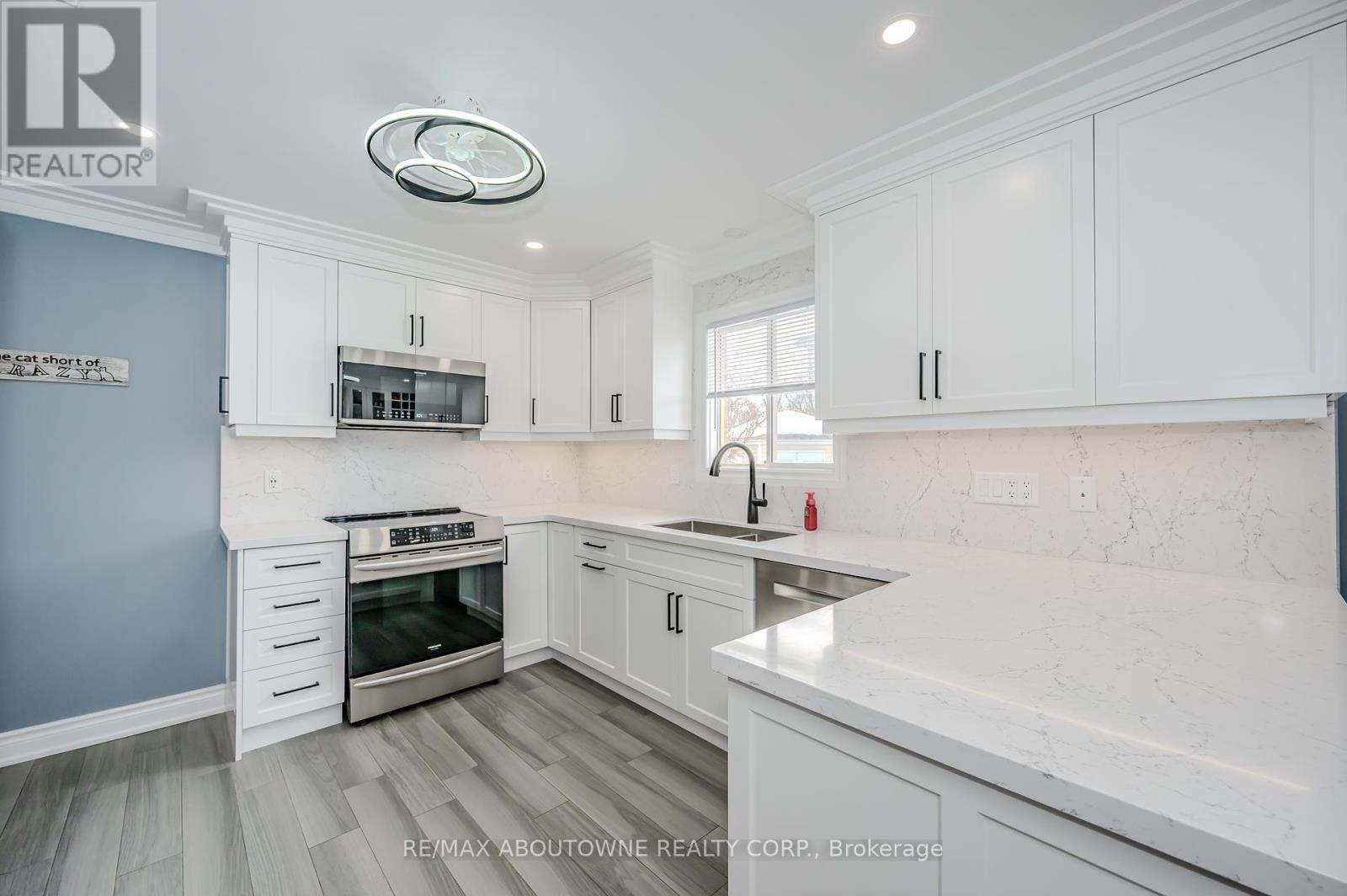 85 Howell Road, Oakville, Ontario  L6H 5Z6 - Photo 10 - W11990007