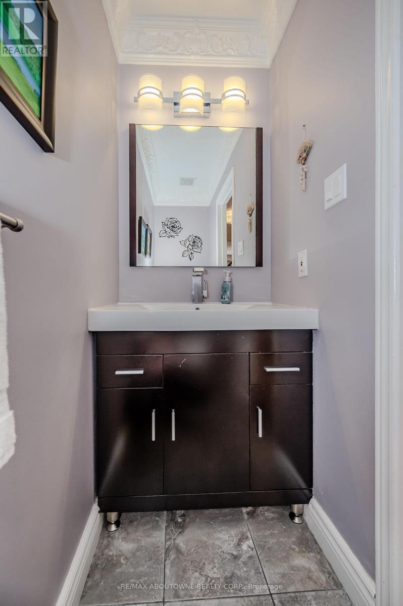 85 Howell Road, Oakville, Ontario  L6H 5Z6 - Photo 17 - W11990007