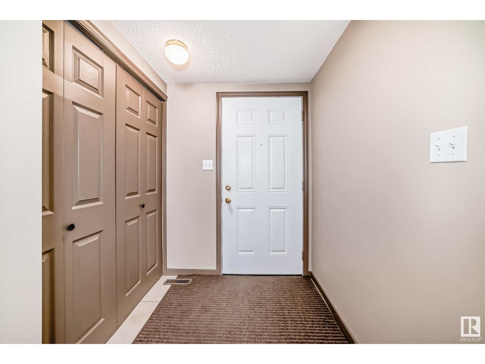 Property at #75 603 YOUVILLE E NW image 4