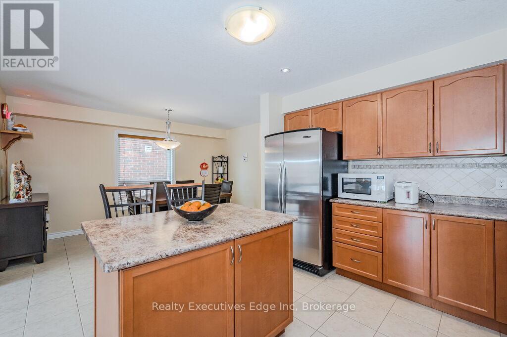 67 Revell Drive, Guelph, Ontario  N1G 0B1 - Photo 25 - X12097730
