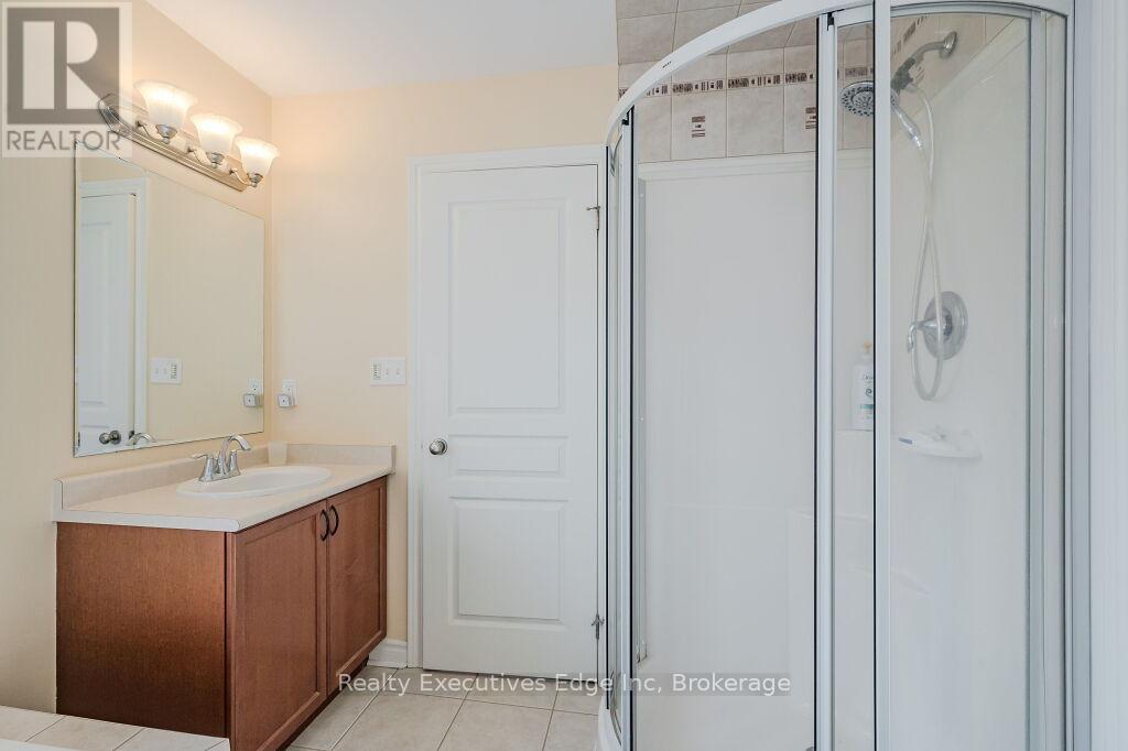 67 Revell Drive, Guelph, Ontario  N1G 0B1 - Photo 34 - X12097730