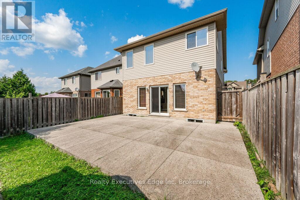 67 Revell Drive, Guelph, Ontario  N1G 0B1 - Photo 41 - X12097730