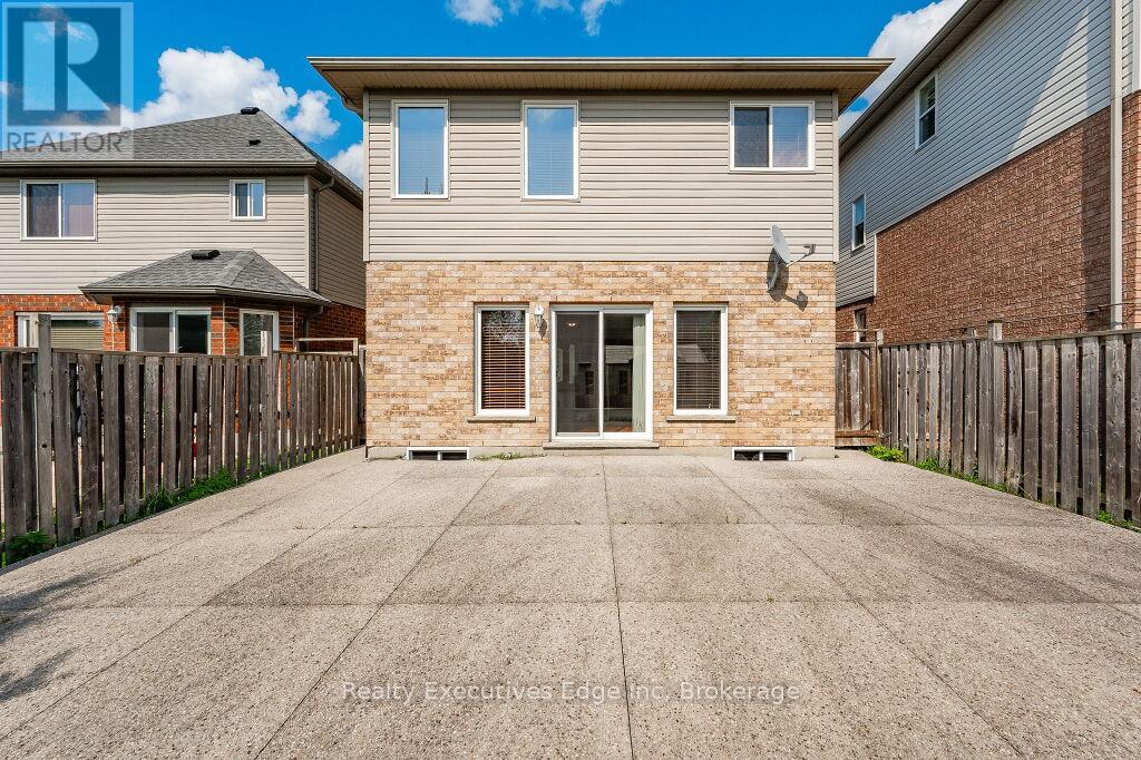 67 Revell Drive, Guelph, Ontario  N1G 0B1 - Photo 42 - X12097730