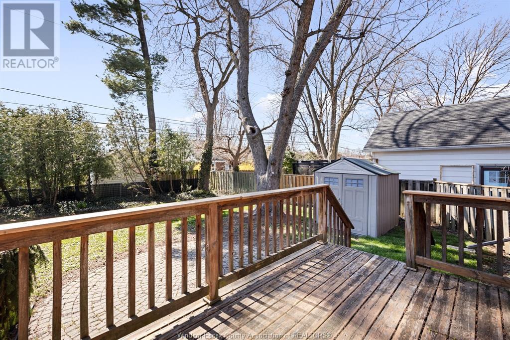 Property at 3241 BRUCE image 4